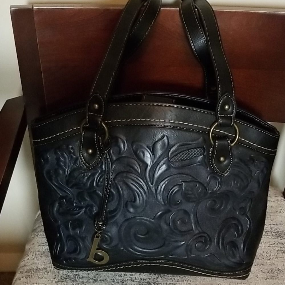 BOC Black Floral Embossed Organizer Satchel